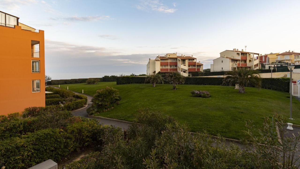 Les Indes Galantes- 23D- Studio Vue Mer- 4 Pers Agde Exteriör bild